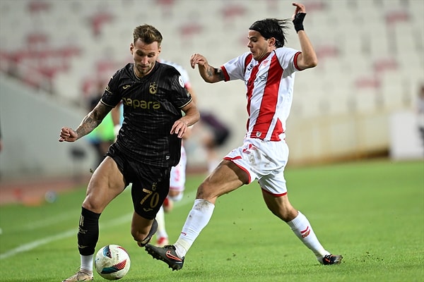 İlk hafta Sivasspor-Trabzonspor ve Antalyaspor-Göztepe maçları 0-0 sona ererken bu dört takım haricinde Adana Demirspor, Samsunspor ve Bodrum FK da gol sevinci yaşayamadı.