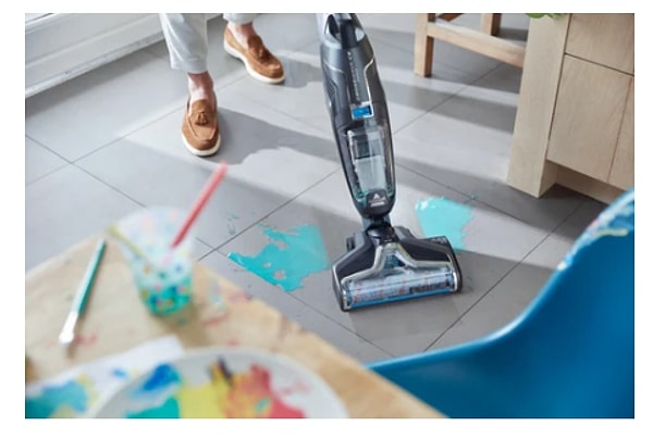 8. Bissell Crosswave C6 Cordless Pro Yüksek Vakumlu Kablosuz Dikey Süpürme ve Silme Makinesi