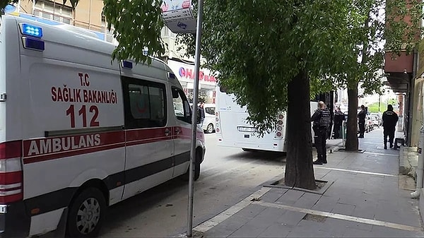 Eskişehir'de yüzüne maske takıp hücum yeleği giyen 18 yaşındaki bir kişi, bıçak ve baltayla saldırdığı 5 kişiyi yaralamıştı. Bu olayın üzerinden çok geçmeden Yozgat'ın Sorgun ilçesinde yaşayan 17 yaşındaki bir çocuk, 14 yaşındaki çocuğu bıçaklayarak öldürdü.