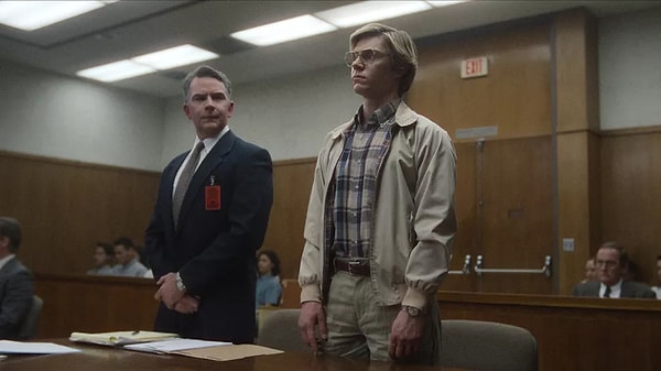 Şimdi de 'Dahmer - Canavar: Jeffrey Dahmer'in Hikâyesi' dizisinin yaratıcıları Ryan Murphy ve Ian Brennan yepyeni bir diziyle ekranlara gelmeye hazırlanıyor.