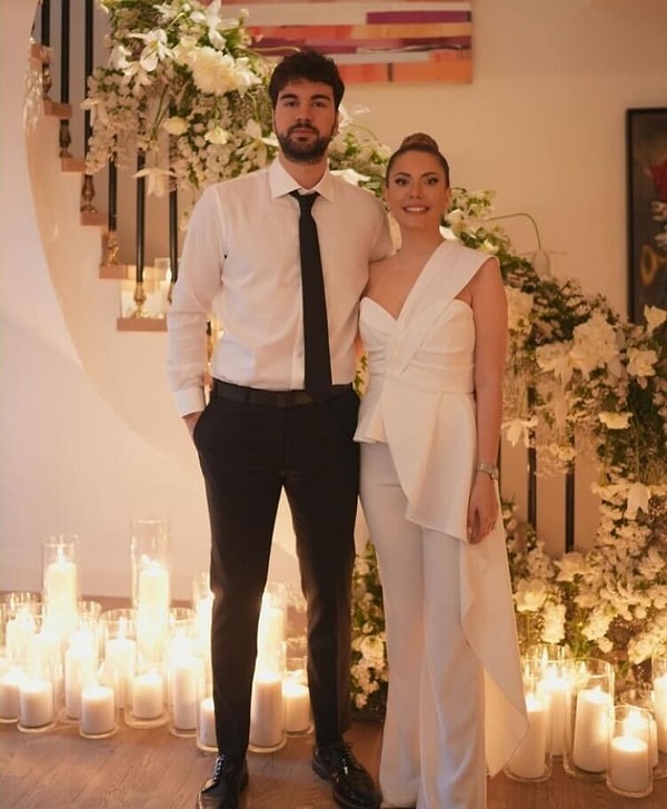 Başarılı oyuncu, uzun süredir birlikte olduğu basketbolcu sevgilisi Buğrahan Tuncer ile 1 Haziran 2023'te nikah masasına oturmuştu.