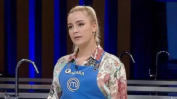 Gurmoss'a röportaj veren MasterChef Dilara, "Asla yarışmaya katılmayı düşünmüyordum. Hatta yarışmayı izlerken bunlar da aşçı mı, diye eleştiriyordum" dedi.