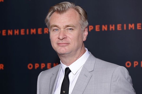 We think there's hardly anyone who hasn’t heard of Christopher Nolan, one of the best directors of recent years.