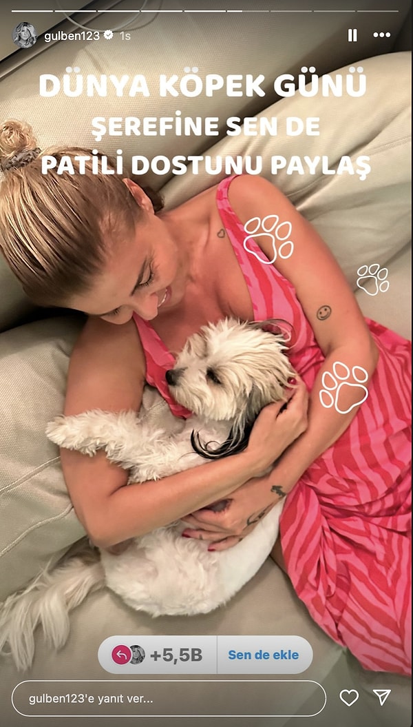 Gülben Ergen, dünya köpekler gününü es geçmedi.