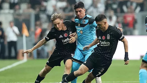 Beşiktaş, Lugano'ya 65 ve 71'inci dakikalar arasında, yani 6 dakikada 3 gol birden kaydederek bu tweet'in de rövanşını almış oldu!