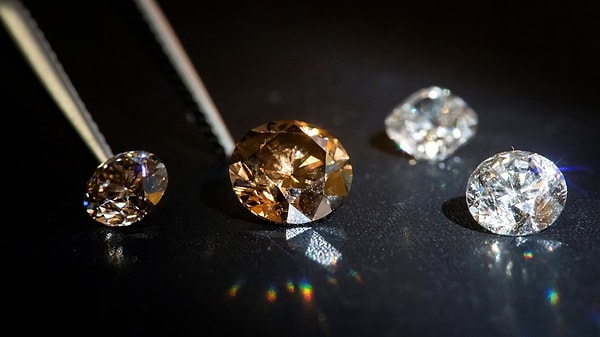 The diamond was extracted using X-ray technology.