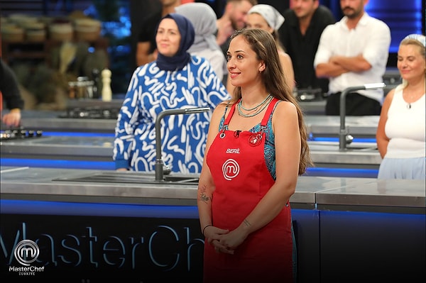 MasterChef Türkiye'de haftanın Mavi takım kaptanı Hakan olurken, Kırmızı takım kaptanlığı için Beril'i seçti.