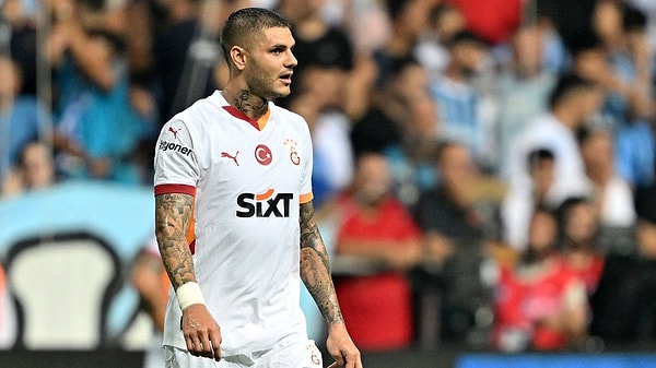 Karşılaşmanın 24. dakikasında Mauro Icardi, sakatlanmıştı. Yıldız isim, maça devam edememişti.