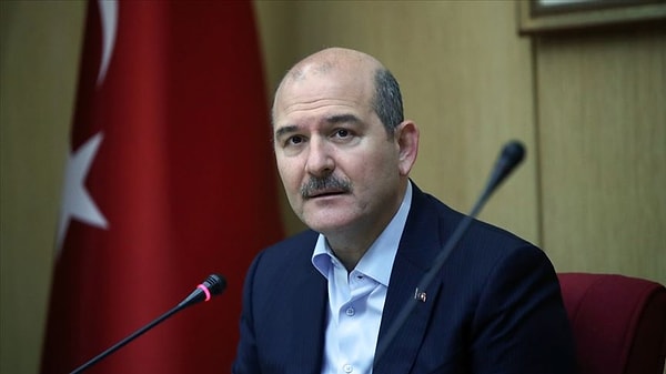 Süleyman Soylu, “yasak aşk” iddialarıyla ilgili  “Ne hayasız iç içe geçmiş kurgular? Ne operatif akıllar?” ifadelerini kullandı.