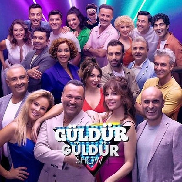 2. Televizyon ekranlarının en uzun soluklu eğlence programlarından biri olan Güldür Güldür Show'dan gelen haber bu kez güldürmedi. Uzun yıllardır programda olan ünlü oyunculardan biri programdan ayrıldığını açıkladı.