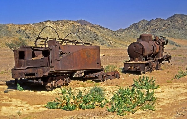 Şimdi, bu tarihi tren geçmişin acı dolu hatıralarını ve bölgedeki stratejik mücadeleleri anlatan sessiz bir tanık olarak kalmaya devam ediyor.