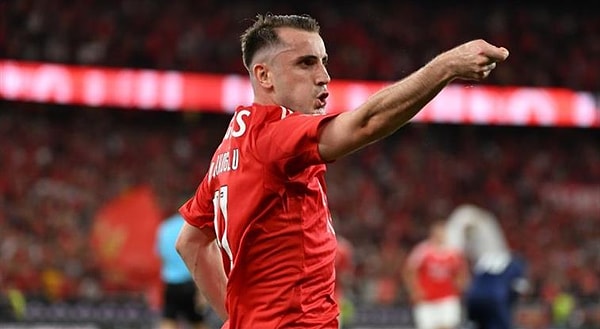 Kerem Benfica formasıyla Şampiyonlar Ligi'indeki ilk maçında ilk golünü kaydetti ve Benfica'daki 2'nci maçında 2'nci golünü atmış oldu.