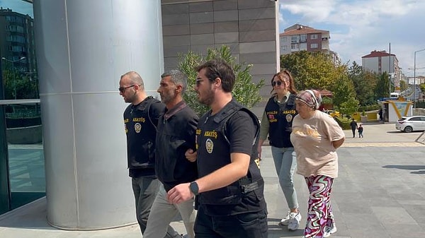 Eskişehir'de 17 yaşındaki engelli P.D. isimli kız çocuğuna, yabancı uyruklu C.Z. tarafından cinsel istismara uğradığı iddiasıyla ilgili Cumhuriyet Başsavcılığınca gözaltına alınan C.Z. ile kızın annesi A.K. ve üvey babası S.K.'nin işlemleri tamamlandı.