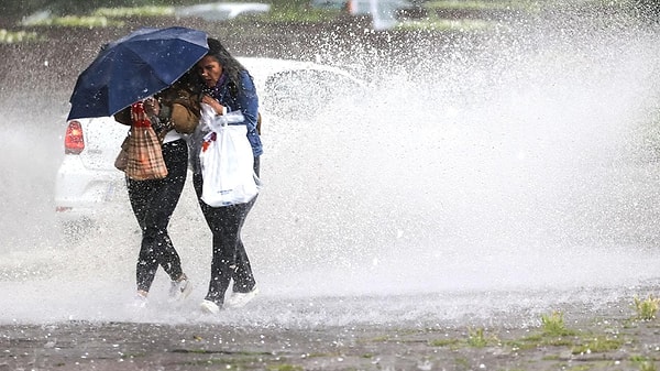 Meteoroloji haftanın ilk gününe dair hava tahmin raporunu internet sitesinden yayınladı.