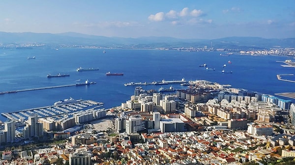 Buharlaşma, Akdeniz’in suyuna tuz ekler ve bu tuzlu su Atlantik Okyanusu'na geri döner. Süreç, okyanus akıntılarını yönlendirir ve dünya genelindeki iklim ve hava durumu modellerini etkiler.