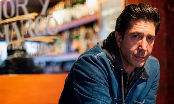 In the interview, David Schwimmer expressed regret over this difficult decision made nearly 30 years ago, realizing that if he had chosen that film, his career could have taken a completely different trajectory.