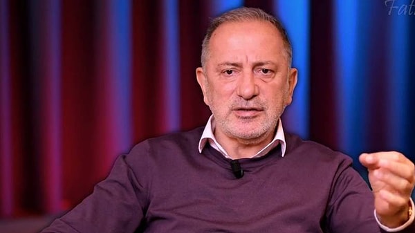 Fatih Altaylı, "Kovulsaydı vurulmayacaktı" diyerek önemli iddialarda bulundu. Altaylı, "Fanatik Fenerbahçeli olan ama Fenerbahçe’nin mevcut yönetimini eleştiren, sert yorumlar yapan Akın bir süredir Fenerbahçe yönetiminin hedefindeydi" dedi.