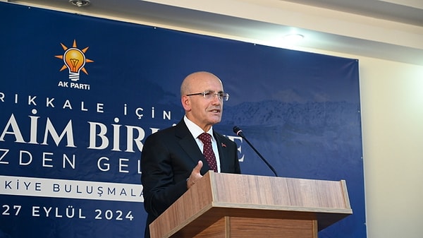 Bakan Şimşek, Kırıkkale’de düzenlenen "Her Daim Birlikte Özümüzden Geleceğe Türkiye Buluşmaları" programında çarpıcı açıklamalarda bulundu.