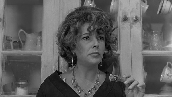 7. Elizabeth Taylor – Who’s Afraid of Virginia Woolf? (1966)