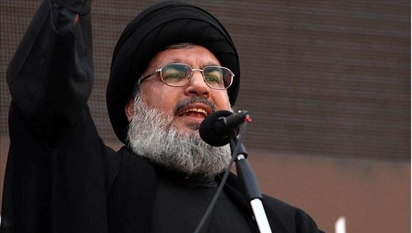 Nasrallah Emel Hareketi'nin liderinin okullarında eğitim gördü.