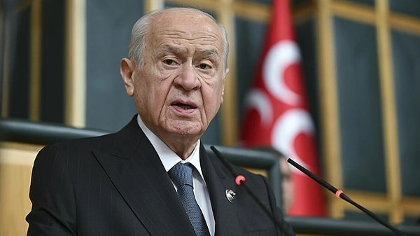 MHP Genel Başkanı Devlet Bahçeli, yeni yasama yılının ilk grup toplantısında yaptığı açıklamalarda ise Sinan Ateş cinayeti davası ile ilgili sert mesajlar verdi.