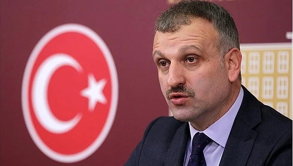 Tüm Türkiye'yi derinden sarsan olaya ilişkin siyasilerden dikkat çeken açıklamalar geldi. Ancak sosyal medya hesabından paylaşımda bulunan Cumhurbaşkanı Başdanışmanı Oktay Saral, suçluyu açıkladı.