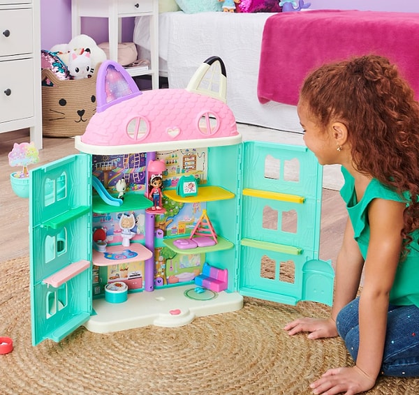 10. Gabby's Dollhouse - Gabby’nin Hayal Evi