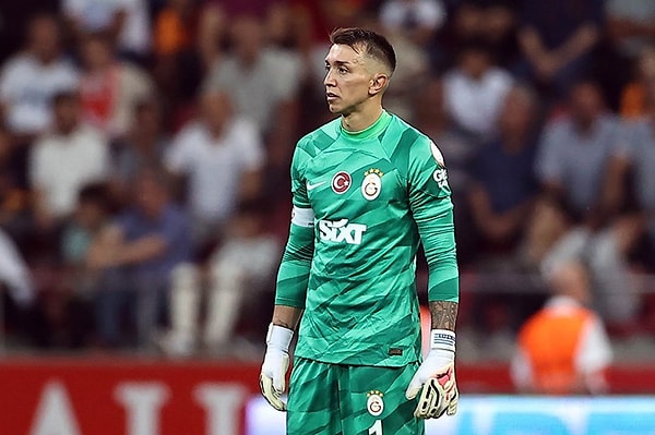 Muslera'nın ayrılık iddialarının ardından transfer söylentileri de başladı. Transfer konusunda adı gündeme gelen isim ise yine menajer Gardi oldu.