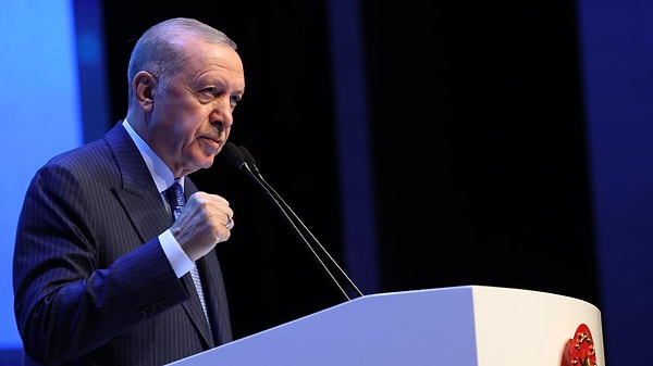 Erdoğan'ın İstanbul'da Semih Çelik adlı caninin katlettiği Ayşenur Halil ve İkbal Uzuner ile bir suç makinesi tarafından şehit edilen polis memuru Şeyda Yılmaz'la ilgili açıklamalarının tamamı şu şekilde: 👇