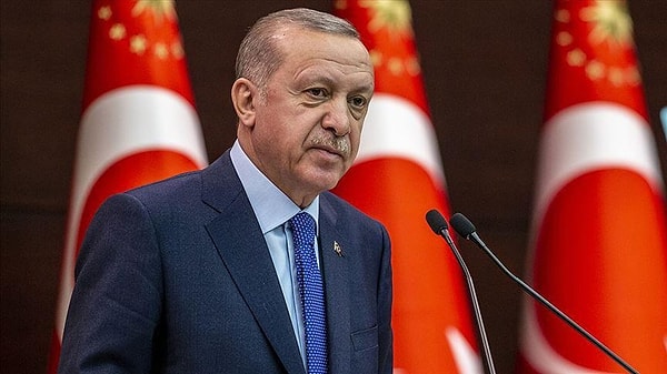 Küçük, Cumhurbaşkanı Erdoğan’ın asıl sürprizinin ise emeklilere olacağını iddia etti.