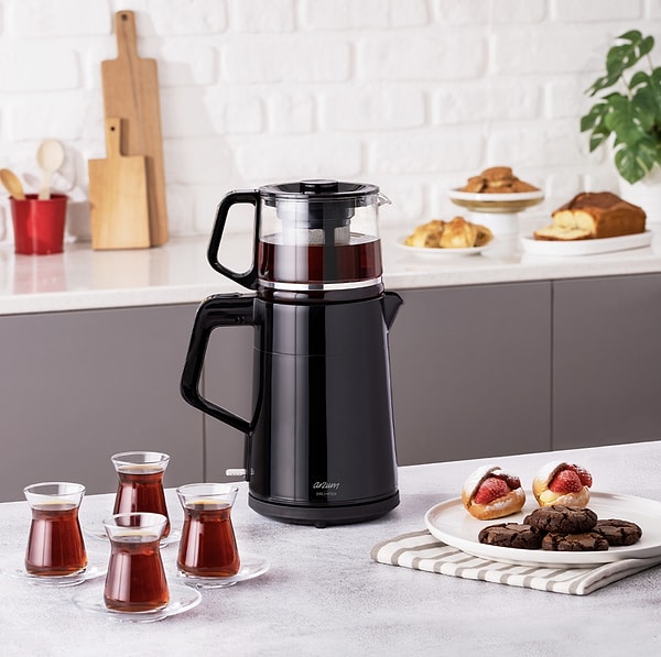 13. Arzum AR3134 Dreamtea 1650 W Çay Makinesi