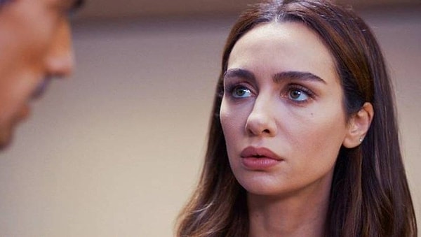 Birce Akalay 'Aşk' dizisini kabul ederse Şirin adlı yetişkin bir kızı olan Aylin karakterini canlandıracak.