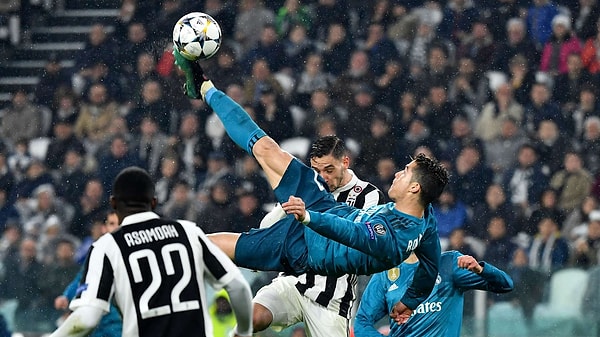 Portekizli, rekor getiren vuruşu Real Madrid formasıyla Juventus'a karşı yapmıştı.