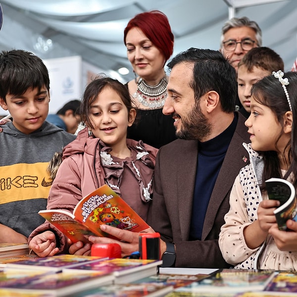 Edebiyat dünyasında zaman yolculuğuna çıkıyorlar