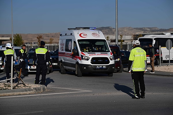 Saldırıda biri kadın 2 terörist etkisiz hale getirildi. Habertürk Ankara Temsilcisi Fevzi Çakır, saldırıda öldürülen erkek teröristin PKK'lı olduğunu duyurdu. Çakır, "Erkek teröristin 1992 Beytüşşebap doğumlu PKK mensubu olduğu belirlendi" ifadelerini kullandı.