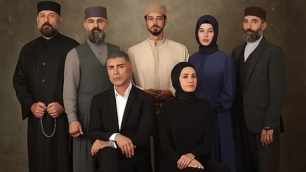 3. NOW TV'nin sevilen dizisi Kızıl Goncalar'ın yeni fragmanı yayınlandı. Dizide Mert Yazıcıoğlu'nun hayat verdiği Cüneyd karakterinin mehdi gibi peşinden gidilmesi sosyal medyanın dikkatini çekti.