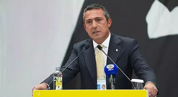 Fenerbahçe'de Olağan Yüksek Divan Kurulu Toplantısı, Kalamış'ta bulunan Fenerbahçe Faruk Ilgaz Tesisleri'nde bugün öğle saatlerinde yapıldı. Toplantıda konuşan Fenerbahçe Spor Kulübü Başkanı Ali Koç dikkat çeken açıklamalar yaptı.