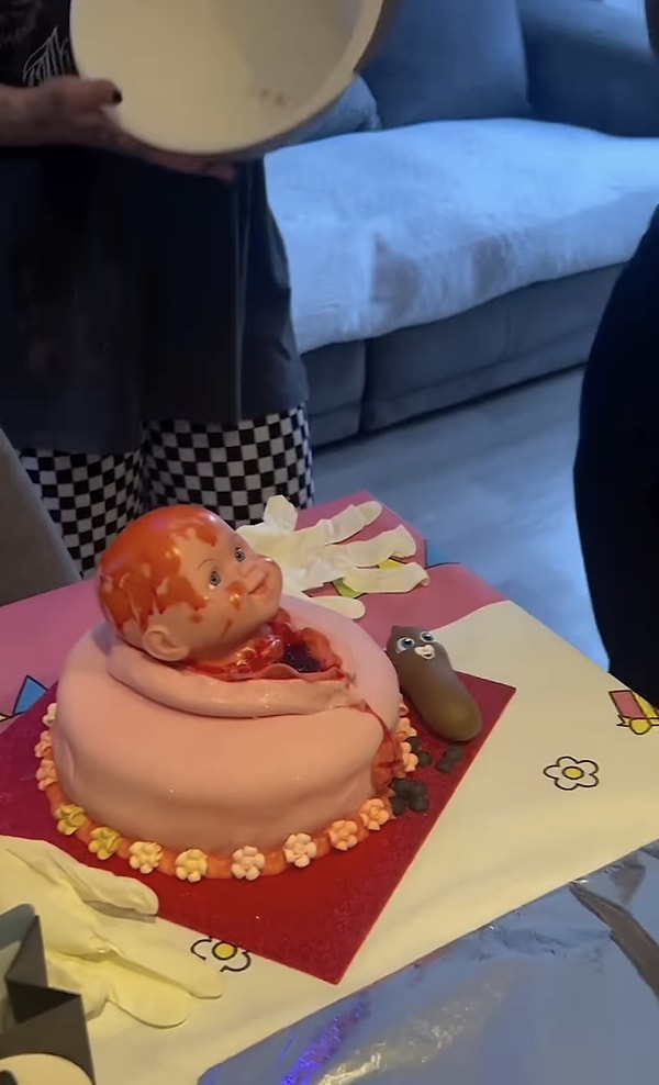 5. Olmaz olsun böyle baby shower pastası!