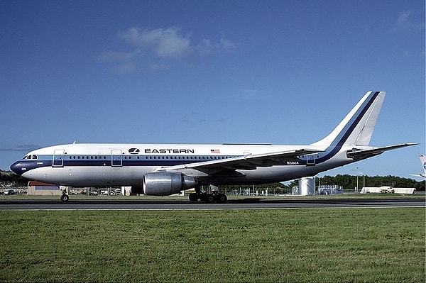 Eastern Airlines’ın günümüzdeki ticari uçuşları Miami ile Santo Domingo arasında, ayda sadece bir kez yapılıyor. Bu tuhaf durumun nedeni ise Amerikan Federal Havacılık Kurulu (FAA) tarafından konulan sertifikasyon kuralları.