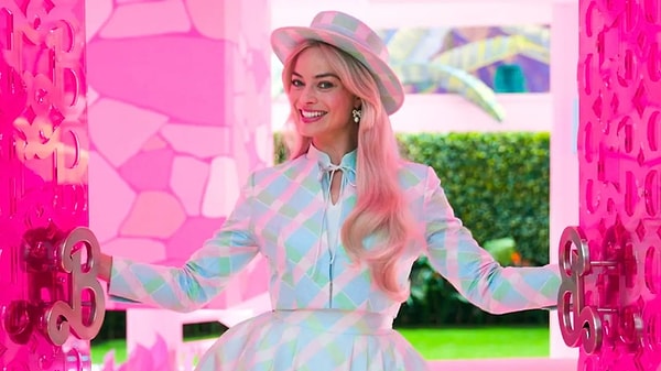 One of Hollywood’s most beautiful and talented actresses, Margot Robbie, once again captivated millions with her portrayal of Barbie.