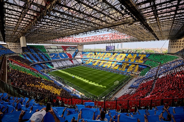 9. San Siro - Guiseppe Meazza