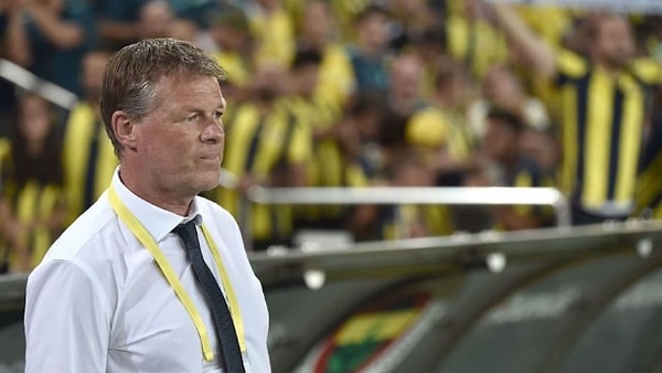 Erwin Koeman o gittikten sonra görevi "geçici" olarak devraldı ve bu "geçici" heyecan da sonuçsuz kaldı.