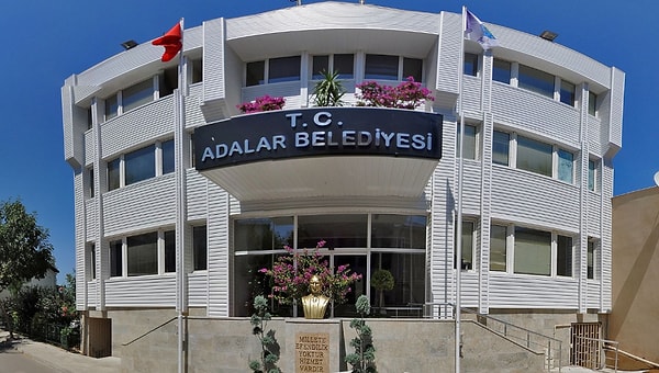 Adalar ise 339 milyon 92 bin lira ile en düşük bütçeli belediye oldu.