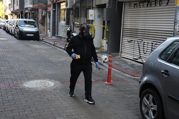 AFAD Kimyasal Biyolojik Radyolojik Nükleer (KBRN) ekipleri, sabaha kadar binayı havalandırarak çalışmalar yaptı. Ekipler, sabahın erken saatlerinden itibaren de özel kıyafetlerle tekrar binaya girerek ölçümler yaptı. Ölçümlerde, binadaki insan sağlığına zararlı değerlerin yüksek olduğu tespit edildi. Binada havalandırma çalışmaları devam ederken, tahliye edilen diğer binalara ise vatandaşlar yavaş yavaş tekrar alındı.