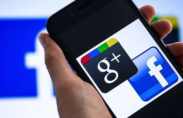 Facebook and Google had agreed to pay royalties to media organizations following negotiations in 2021.