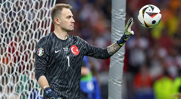 Cenk Gönen'in ilk 11'de başladığı maçta millilerimiz sahadan 3-1 galip ayrıldı. Hazırlık maçında yaşanan talihsiz sakatlıkla 62.dakikada Cenk sakatlandı.