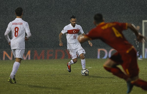 Çift maç eleme usulüne göre gerçekleştirilecek play-off maçları mart ayında oynanacak. Play-off'u geçen ekip A Ligi'nde mücadele edecek.