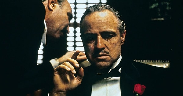 2. The Godfather filminin yönetmeni kimdir?