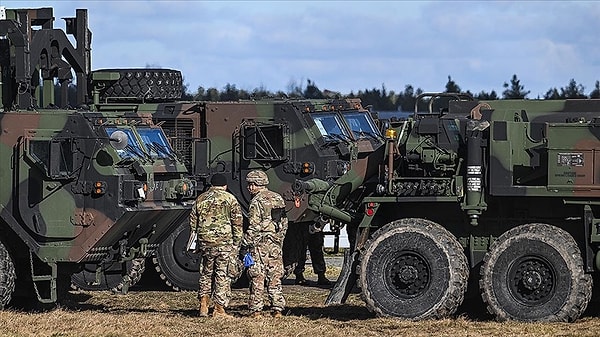 Raporun en dikkat çeken ayrıntısı ise Almanya’nın, 800 bin kişilik NATO ordusunun Ukrayna’da nasıl konuşlandırılması gerekteğinin hazırlığı oldu.