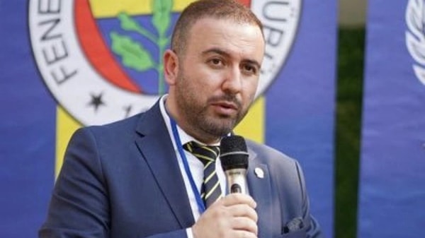 Fenerbahçe Spor Kulübü Başkanı Ali Koç'un yasa dışı bahis konusunda en çok mücadele eden isimlerden biri olduğunu söyleyen Alpoğlu, ''Bu tüm Türk futbolunun ve Türkiye'nin konusudur'' diyerek sözlerini noktaladı.